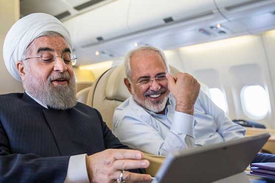 ظریف در کنار حسن روحانی و محمود احمدی نژاد + عکس