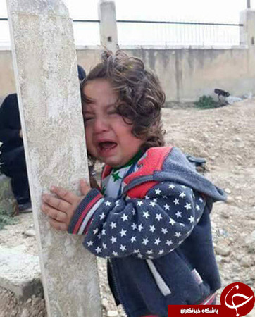 گریه سوزناک دختربچه سوری بر سر مزار پدر+عکس