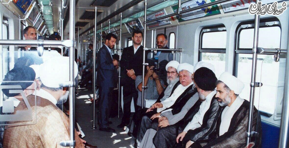 هاشمی رفسنجانی در متروی تهران +عکس