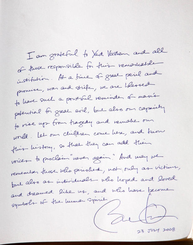 متن یادگاری ترامپ، اوباما و بوش در...+عکس