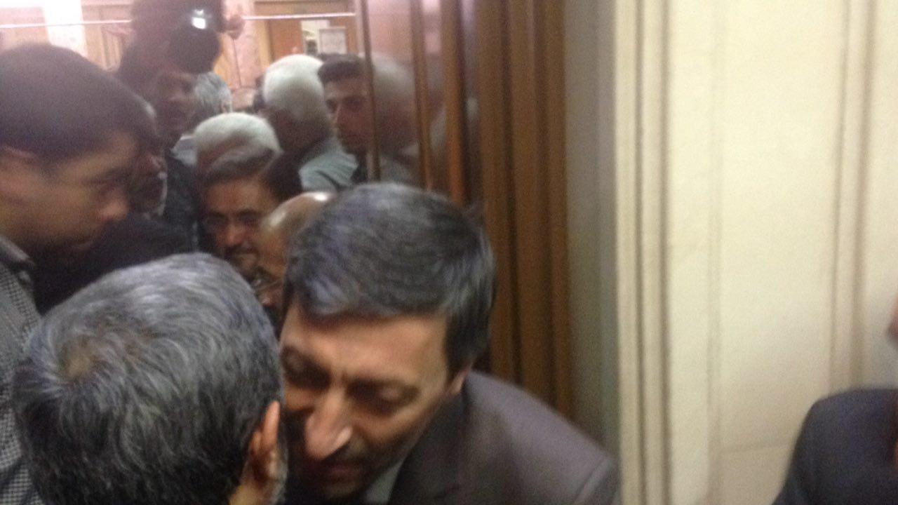 روبوسی احمدی نژاد و فتاح در یک مراسم+عکس