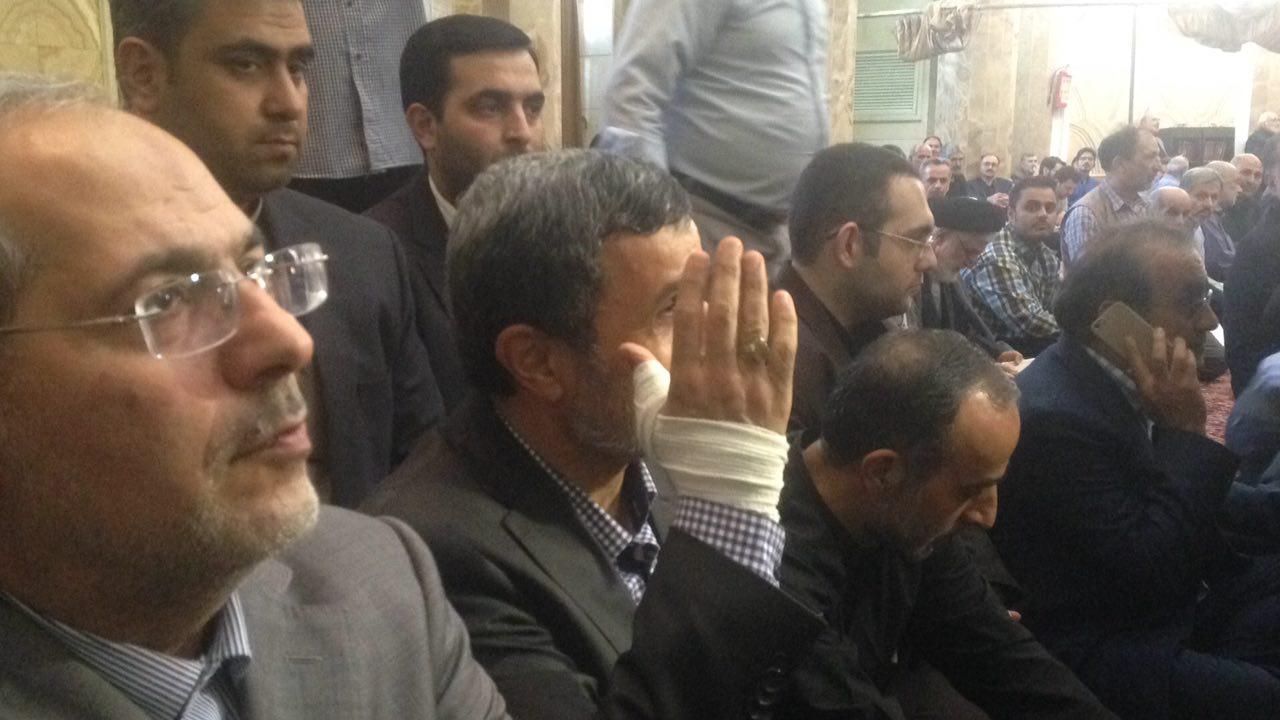 روبوسی احمدی نژاد و فتاح در یک مراسم+عکس