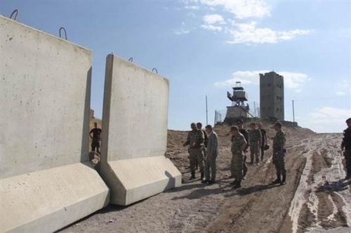 آغاز دیوارکشی مشترک در مرز ترکیه و ایران +عکس
