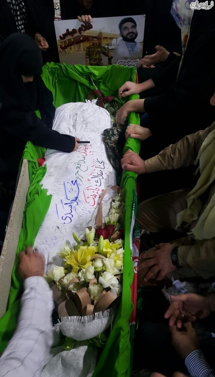 وداع با پیکر فرمانده شهید ایرانی فاطمیون /  تصاویر
