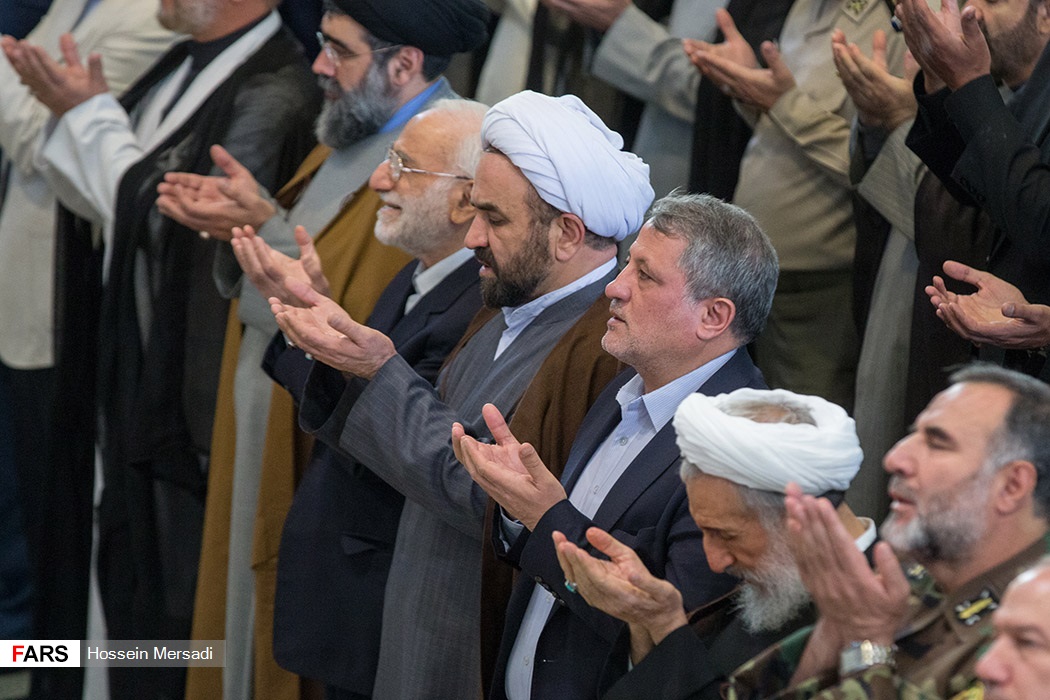 حضور محسن هاشمی در نماز جمعه تهران + عکس