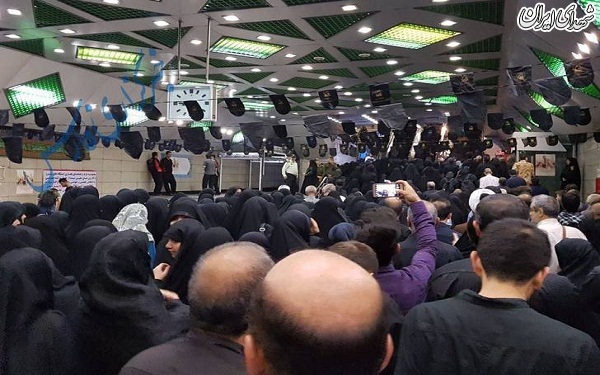 سیل جمعیت در ایستگاه مترو امام حسین/ عکس