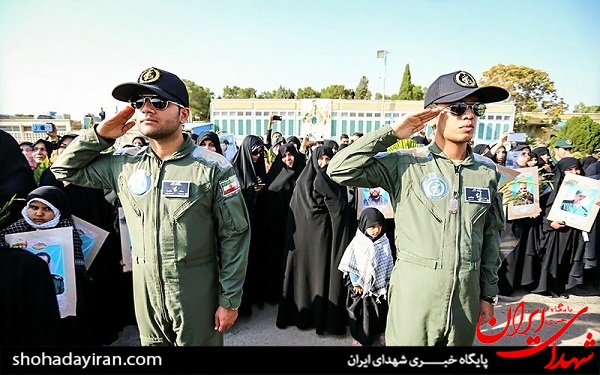 عکس/ ورود پیکر شهید حججی به فرودگاه اصفهان