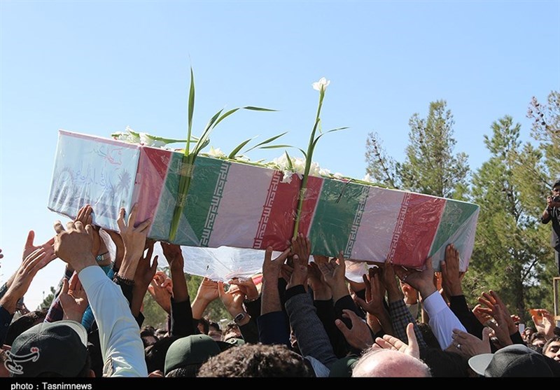 تشییع 54 شهید تازه تفحص شده در نماز جمعه تهران