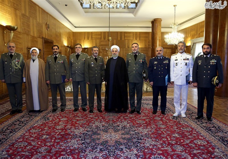 دیدار فرماندهان ارتش با رئیس جمهور / عکس