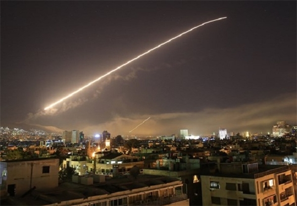 حمله موشکی به دو پایگاه هوایی در حمص و دمشق