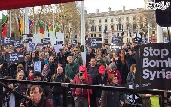 عکس/ تظاهرات ضدجنگ مقابل پارلمان انگلیس