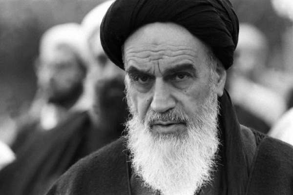 ناگفته‌هایی از اولین شب ورود امام(ره) به ایران