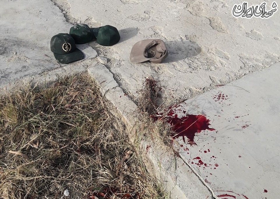 عکس/ حمله تروریستی به پایگاه بسیج نیکشهر