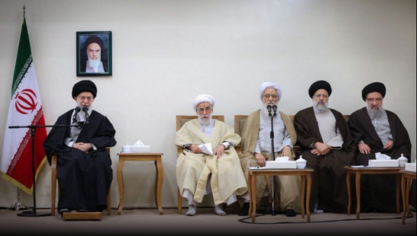 فیلم/پنج خاطره شنیدنی رهبر انقلاب از امام خمینی (ره)