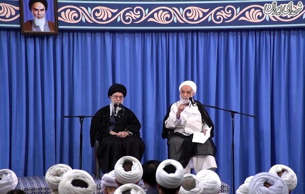 عکس/ جلسه‌ی درس خارج فقه حضرت آیت‌الله العظمی خامنه‌ای