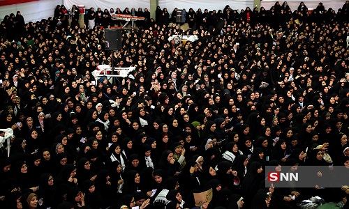حاشیه‌نگاری حضور رهبر انقلاب در دانشگاه فرهنگیان/ لباس‌شخصی‌ها، احمدآقا، فشردگی و باقی قضایا
