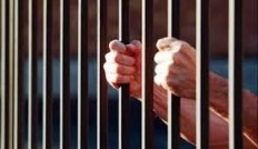 به علت بدهی:جانبازی که چهار است در زندان به سر می برد!