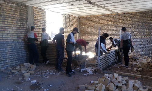 دانشجویان اسفراینی برای مادر شهید خانه ساختند