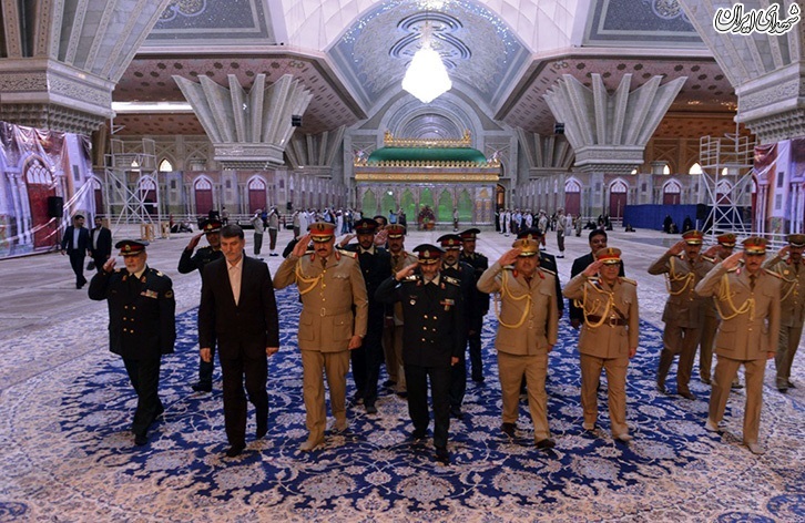 ادای احترام فرمانده مرزبانی عراق نسبت به امام خمینی(س)