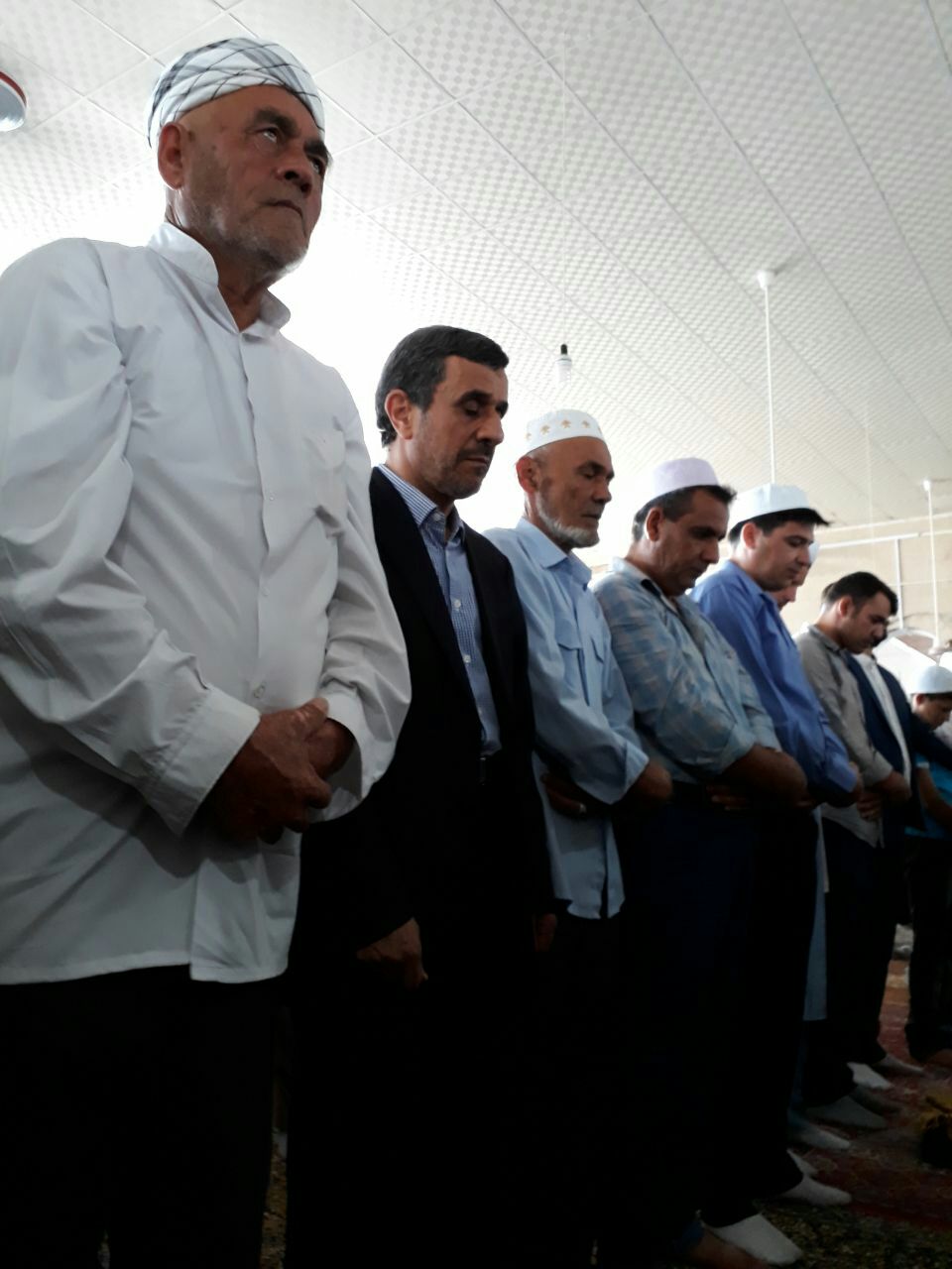 حضور احمدی نژاد در نماز عید قربان گمیشان + عکس