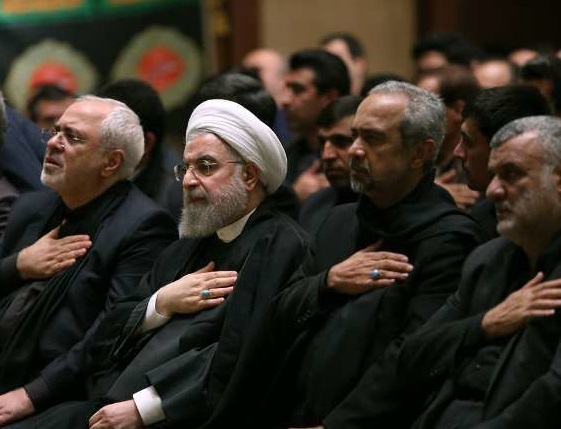 آقای روحانی بالاخره درس عاشورا استقامت بود یا مذاکره؟/ عاشورای ۹۴ با ۹۷ برای دولت تفاوت دارد؟