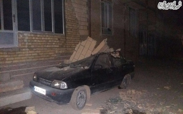 اولین تصاویر منتشر شده از خسارات زلزله تازه‌آباد