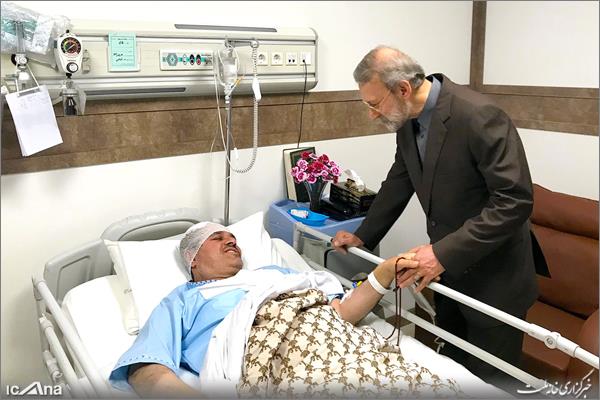 عیادت رئیس مجلس از غلامرضا تاج گردون + عکس