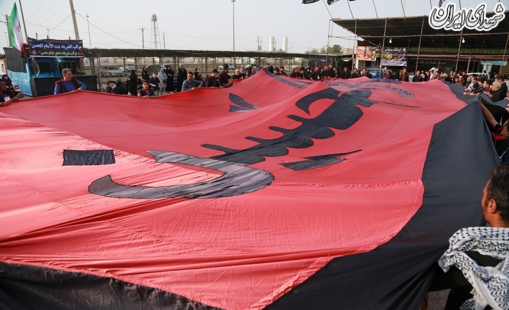 برافراشته شدن بزرگترین پرچم حسینی در شلمچه