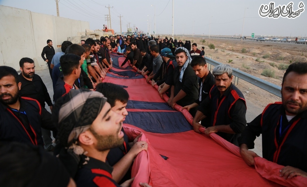 برافراشته شدن بزرگترین پرچم حسینی در شلمچه