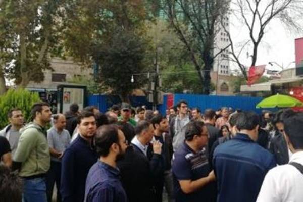 حضور مالباختگان سکه ثامن مقابل دادسرای تهران