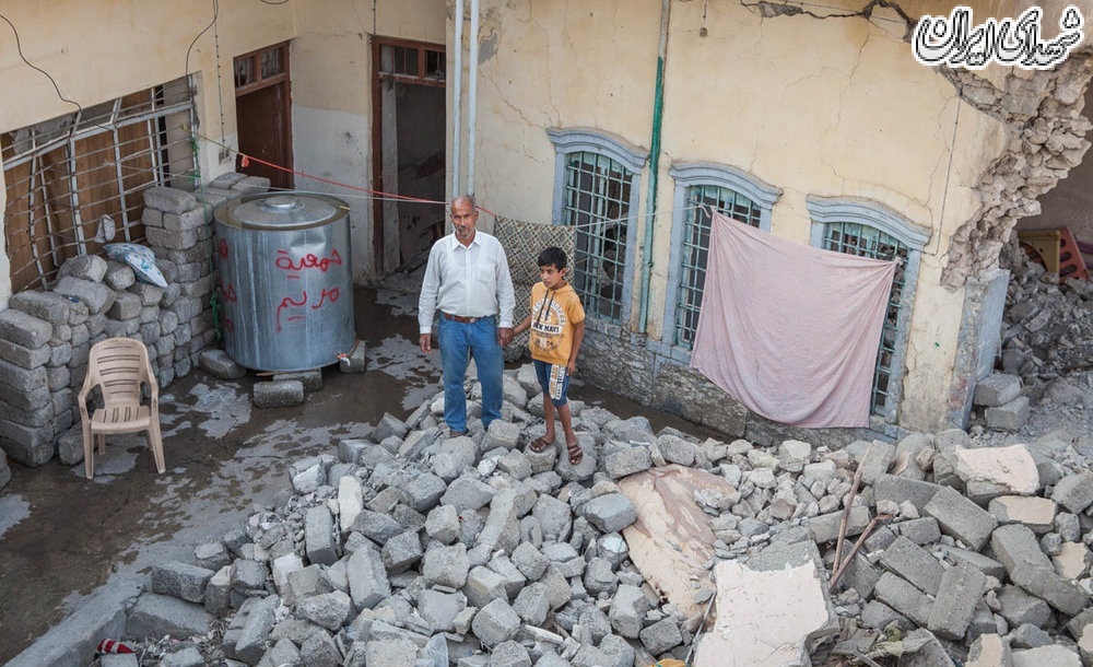 بازسازی خانه های ویران موصلشهروندان موصل یک سال پس از سقوط داعش برای بازسازی خانه هایشان خود دست به کار شده اند.
