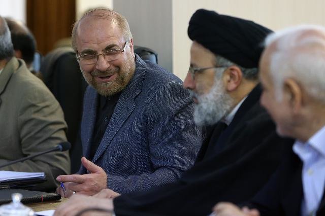 رییسی و قالیباف و احمدی نژاد در جلسه امروز مجمع