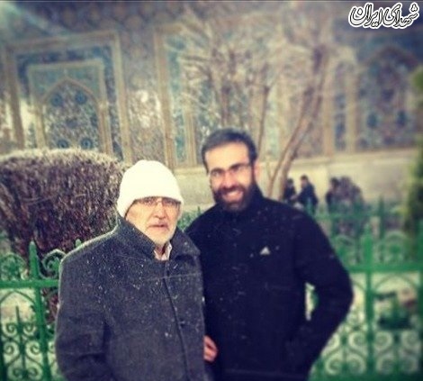 حاج منصور ارضی و فرزندش در مشهد مقدس + عکس