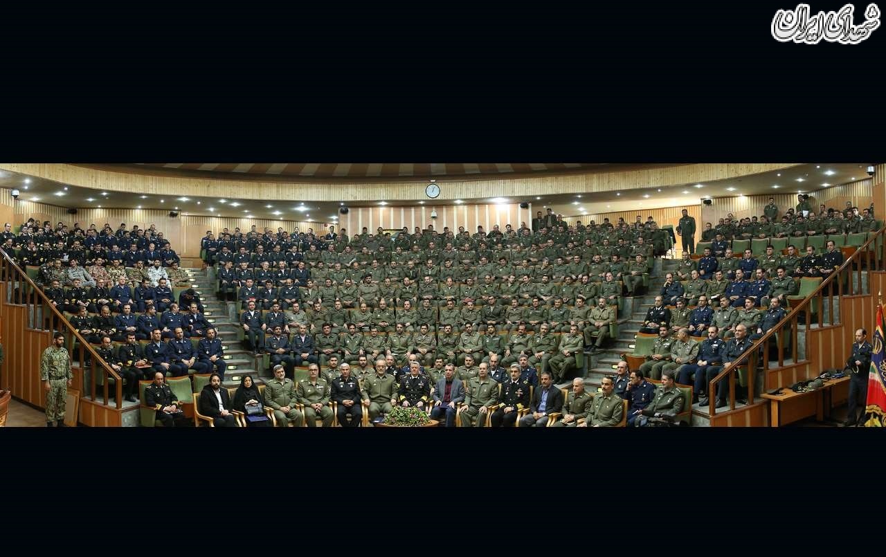 عکس/ حضور فرمانده نیروی دریایی ارتش در جمع دانشجویان دانشگاه دافوس