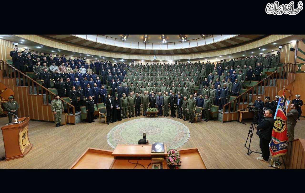 عکس/ حضور فرمانده نیروی دریایی ارتش در جمع دانشجویان دانشگاه دافوس
