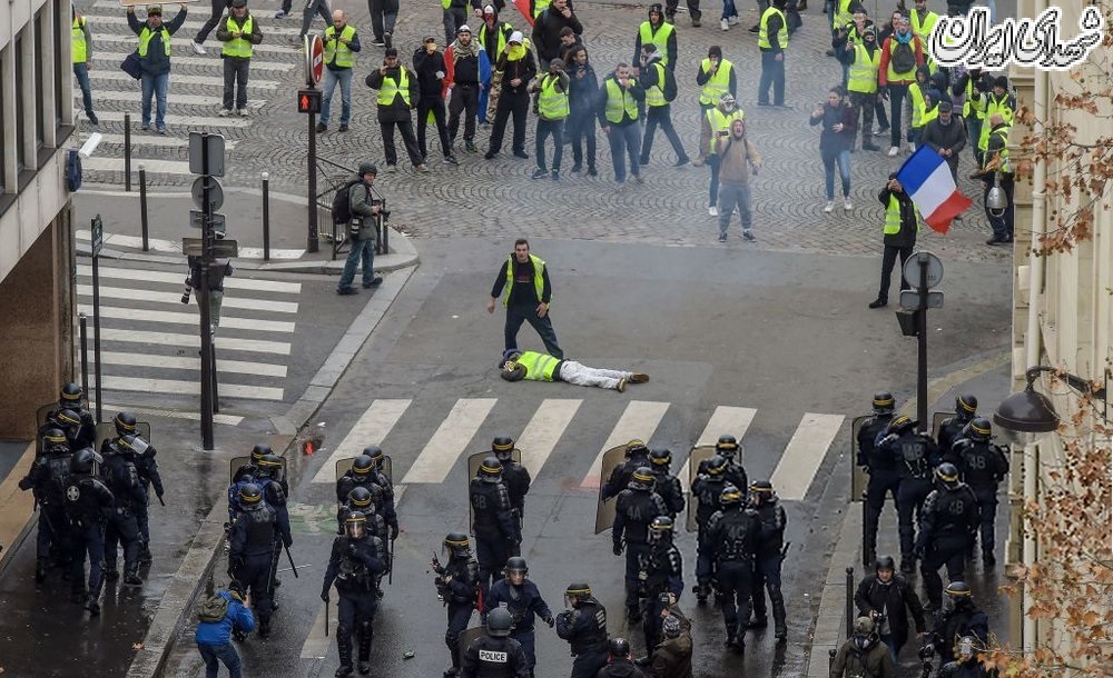 عکس/سرکوب شدید معترضان در فرانسه