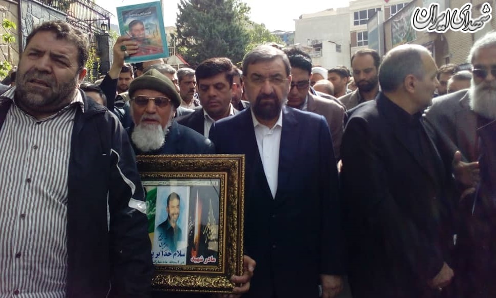 پیکر مادر شهیدان طهرانی مقدم تشییع شد