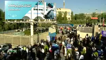 فیلم/لحظه حضور مردم در مصلای امام خمینی تهران
