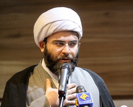 جان‌مایه گام دوم انقلاب اسلامی توجه به مکتب امام (ره) است