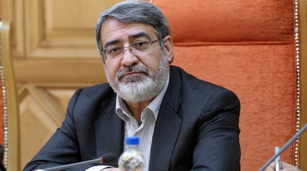 وزیر کشور:صادرات نفت ایران قطع نشده است‌