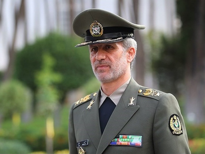 وزیر دفاع نقش ایران در حمله به آرامکو عربستان را رد کرد