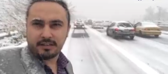 فیلم/ برف بزرگراه یادگار امام را بست