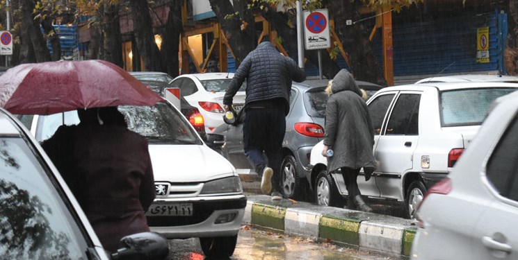 هوای تهران از نیمه‌های امشب بارانی می‌شود