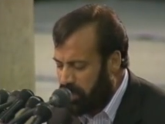 فیلم/ دعاخوانی مرحوم موسوی قهار در محضر رهبر انقلاب