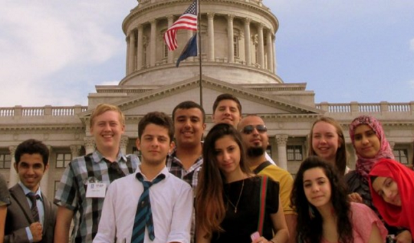 فیلم/ پشت‌پرده سفر رایگان نوجوانان عراقی به آمریکا!
