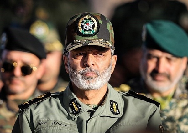 سرلشکر موسوی:هرجا آرمان‌های انقلاب درخطر باشد مردم به میدان می‌آیند