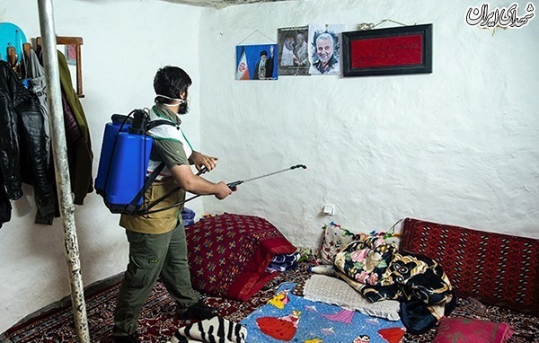 تصاویر/ ضدعفونی مناطق محروم توسط بسیجیان