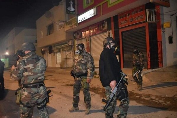 استقرار ارتش در استان های تونس/بازداشت ۶۳۰ معترض