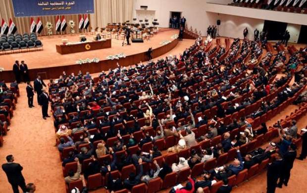 درگیری فیزیکی و پرتاب کفش در پارلمان عراق