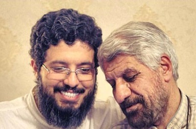 وصیت حاج صادق آهنگران به محمد علی آهنگران/ از مسیر ولایت که راه رستگاری است خارج نشو وصیت حاج صادق آهنگران به محمد علی آهنگران/ از مسیر ولایت که راه رستگاری است خارج نشو